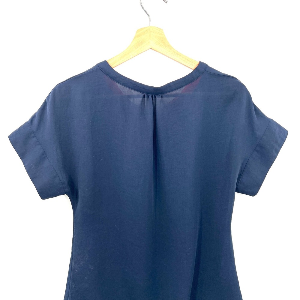 Banana Republic lightweight blouse clip front career office top navy boxy XS - Picture 10 of 11
